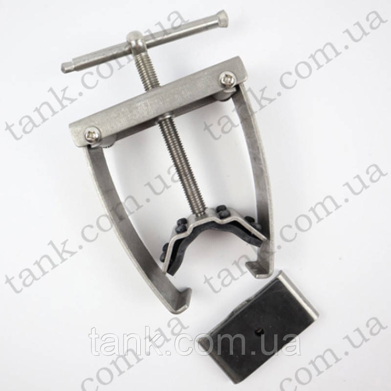 Струбцина для ремонту радіаторів охолодження