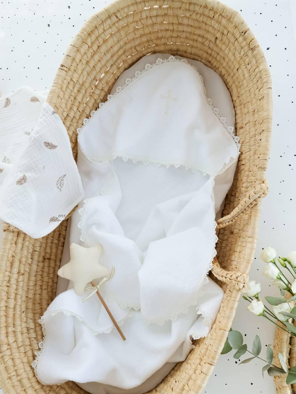 Крижма для хрещення з вишивкою та куточком  85*75см хрестильний рушник, фото 1