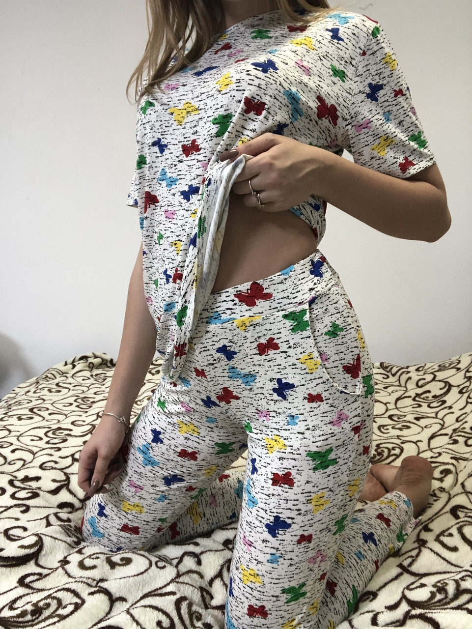 Жіноча піжама футболка і штани з принтом, фото 1