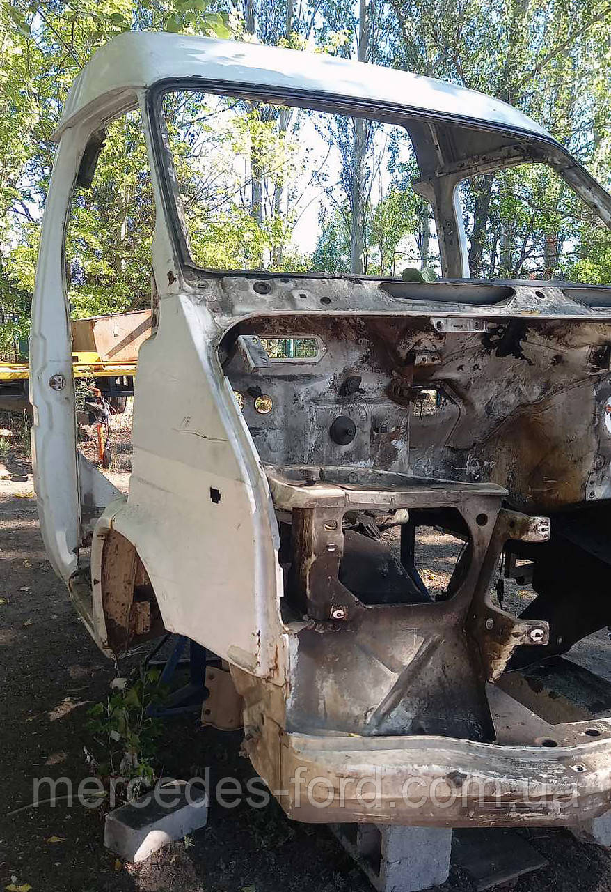 Чверть кузова передня права б/у Ford Transit 2.5 D/TD дизель / 2.0 бензин Форд транзит 1992-2000, фото 1