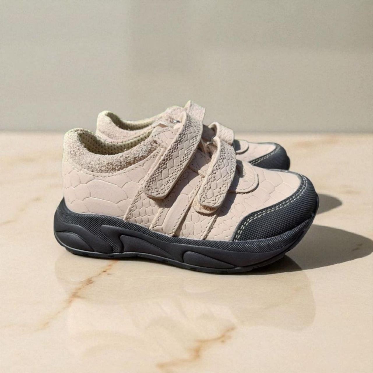 Дитячі ортопедичні кросівки на липучках з супінатором бежевого кольору, фото 1