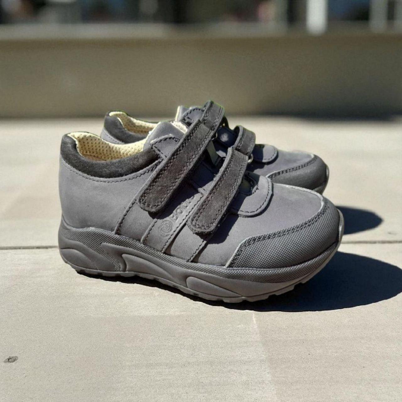 Дитячі чорні ортопедичні кросівки на липучках з супінатором 22 р, фото 1