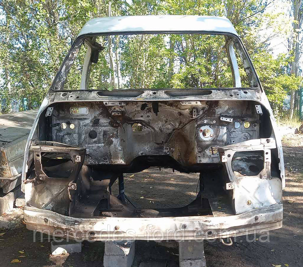 Передня частина (морда) кузова б/у Ford Transit 2.5 D/TD дизель / 2.0 бензин Форд транзит 1992-2000, фото 1