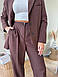 Жіночий класичний трендовий костюм двійка у розмірах S-L широкі штани палаццо і подовжений піджак, фото 2