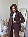 Жіночий класичний трендовий костюм двійка у розмірах S-L широкі штани палаццо і подовжений піджак, фото 6