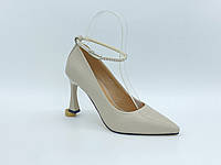 Шкіряні туфлі на підборах. Маленькі ( 33, 34, 35 ) розміри.