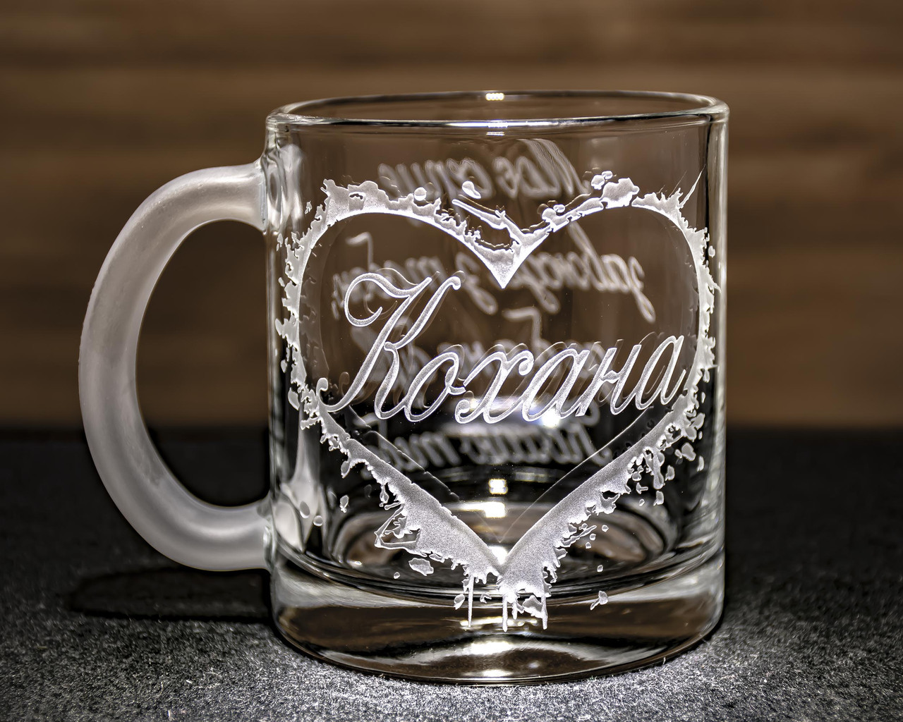 Чашка для чаю та кави з гравіюванням - подарунок дівчині серце, фото 1