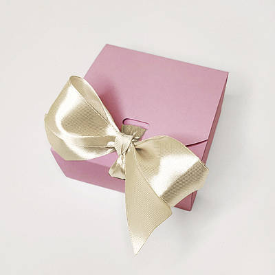 Коробка подарункова 80х80х35 мм, колір можна вибрати з палітри