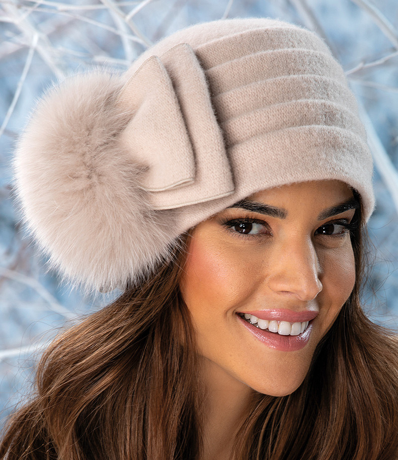 Стильна жіноча шапка з хутром Willi «Barbara», з ефектним декором, у кольорі перлів., фото 1