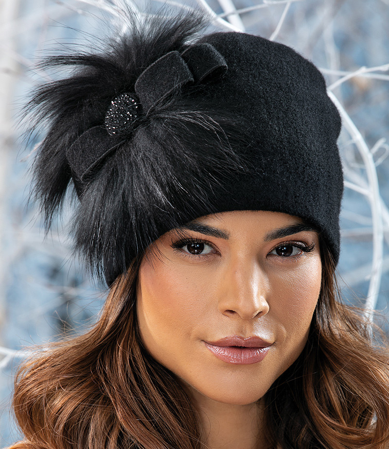 Стильна шапка-бандана з помпоном Willi «Bavaria», з ефектним декором, у чорному кольорі., фото 1