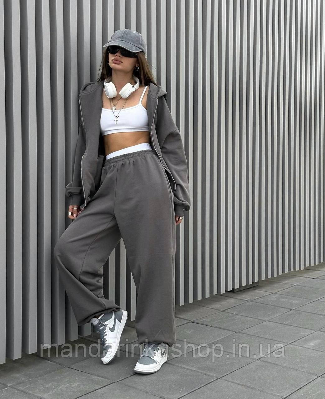 Женский спортивный костюм с широкими штанами оверсайз - фото 1 - id-p2726409077