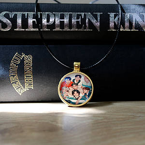 Кулон MONSTA X (1) Золото Шнурці