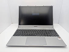 Б/в Ноутбук Medion Akoya E15301 15.6" 1920x1080| Ryzen 7 3700U| 8 GB RAM| 512 GB SSD| Radeon RX Vega 10, фото 2