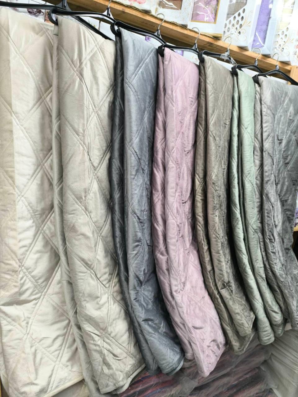 Велюрове стьобане покривало в квадратик 220/240Велюр (різні кольори), фото 1