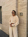 Жіночий спортивний костюм з вкороченою кофтою і широкими штанами, фото 3