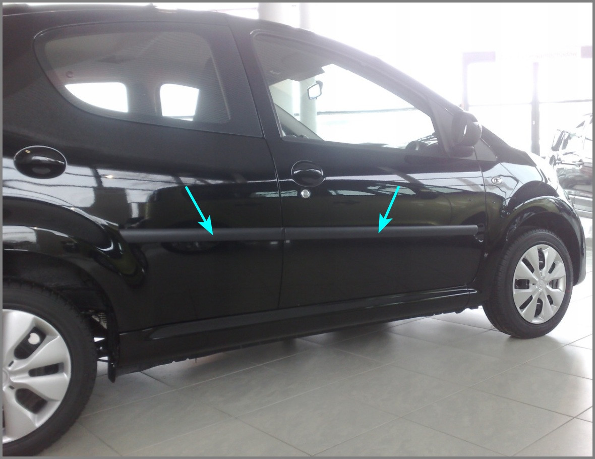 Молдинги на двері для Citroen C1 5-дверн. 2005-2014, фото 1