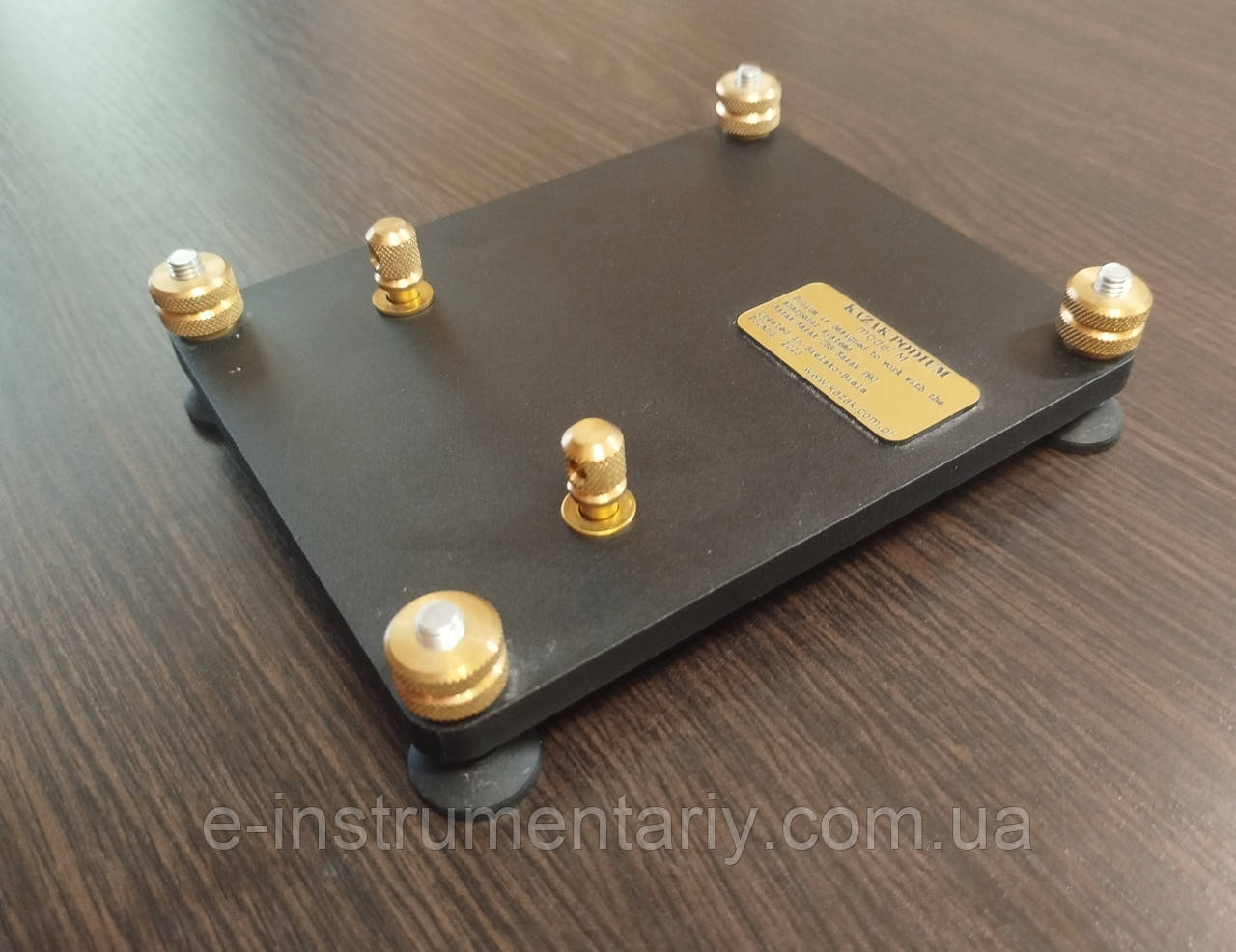 Подіум «КАЗАК» металічний