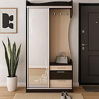 Маленька вузька прихожа купе 1 метр у коридор з дзеркалом тумбою відкритою вішалкою ДСП Таня Купе Летро