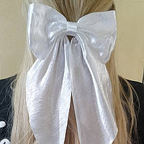 Шпилька бант на крокодильчику "Білий, хвиля" 30 см.