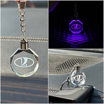 Брелок Crystal з різнокольоровою підсвіткою LADA