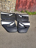 Комплект дверних карт Tesla Model Y (2020–2022) — ліва / права, передня / задня