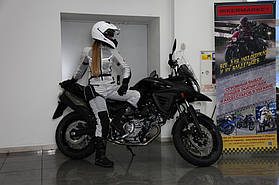 Функциональная летняя туристическая мотоэкипировка 7