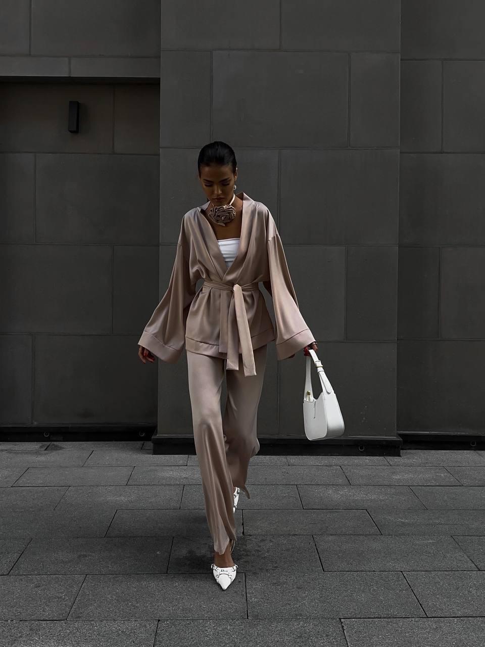 Жіночий брючний костюм; Кольори: чорний, малина, беж; Розмір 42-46 (оверсайз);, фото 1