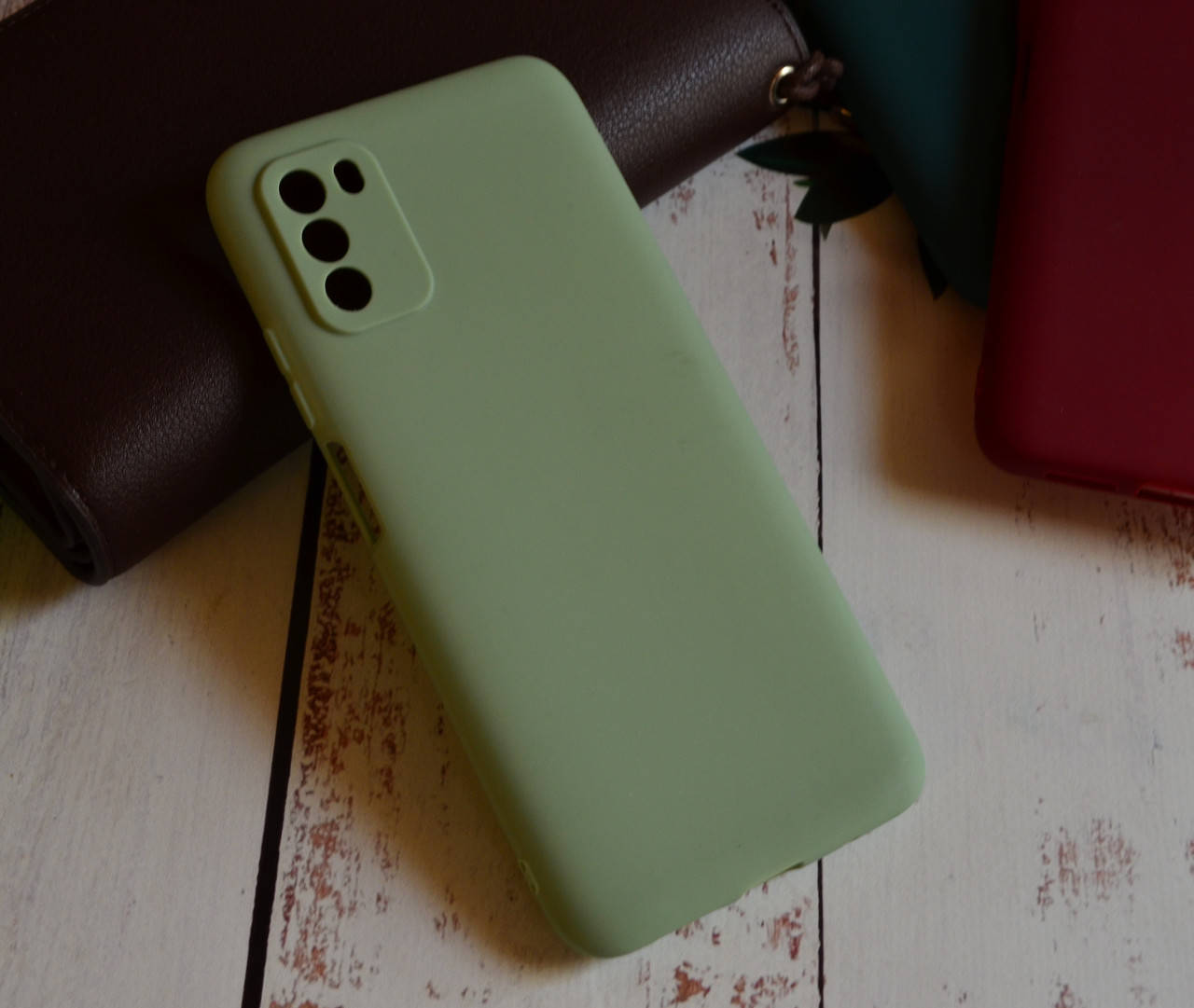 

Матовый силиконовый чехол для Xiaomi POCO M3 Хаки
