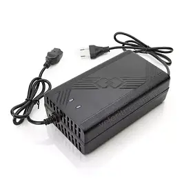 Зарядний пристрій для електросамокатів 48V/1.8A з кабелем живлення IEC C13