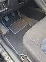 Ворсові килимки в салон Mitsubishi Outlander МКП з 2001-2007 рр.