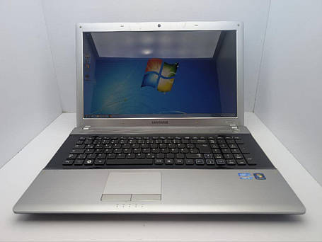 Б/в Ноутбук Samsung RV720 17.3" 1600x900| Core i5-2410M| 6 GB RAM| 1000 GB HDD| HD 3000, фото 1