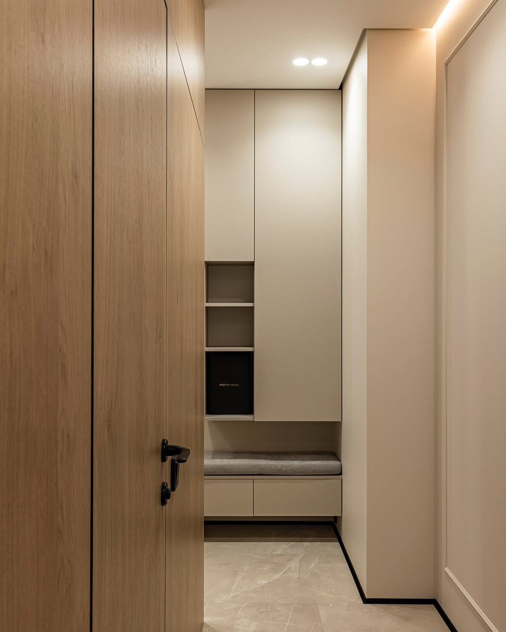 Мʼяке сидіння в передпокій, фото 1