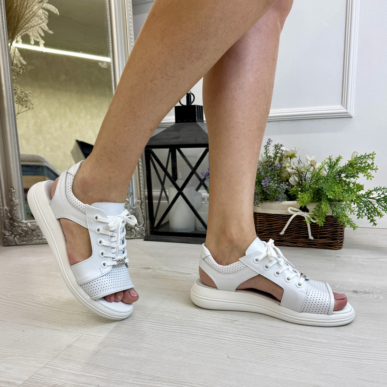 Босоніжки спортивні білі шкіряні ТМ Vasha Para. 39 розмір, фото 1