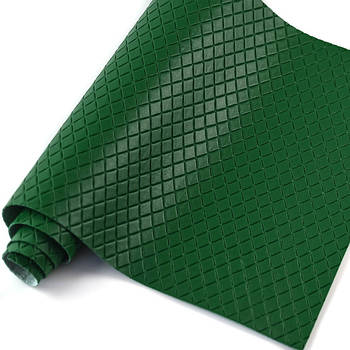 З тисненням