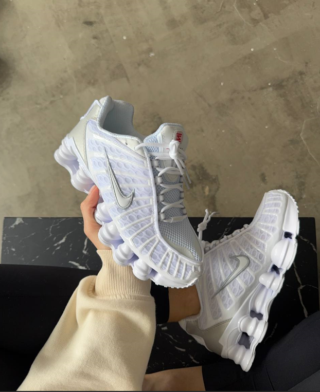 Кросівки Nike Shox TL white silver чоловічі жіночі білі Найк Шокс ТЛ стильні молодіжні 36 - 45, фото 1