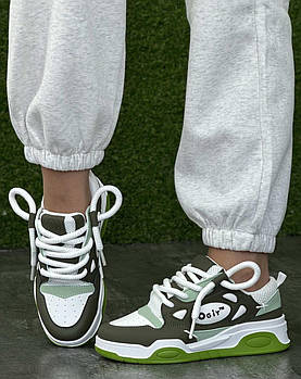 Кросівки жіночі 8 пар у ящику кольору хакі 36-41