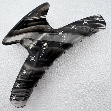 Краб для волосся акриловий глянсовий із візерунками чорно-білого кольору з білими камінчиками розмір 3.5х9.5 см, фото 1