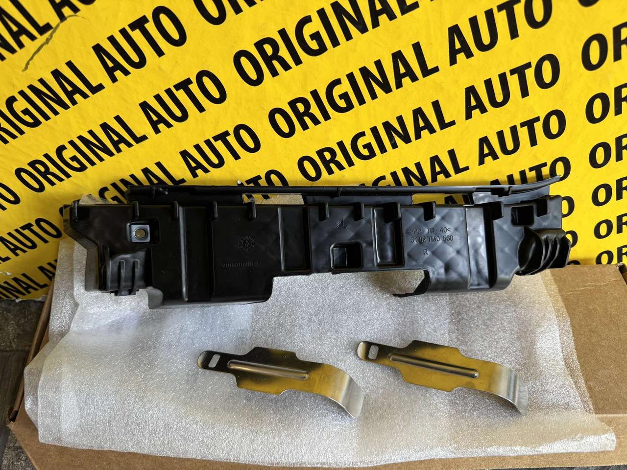 Кронштейн фари правий BMW: g01, 63115A0E5E8, фото 1