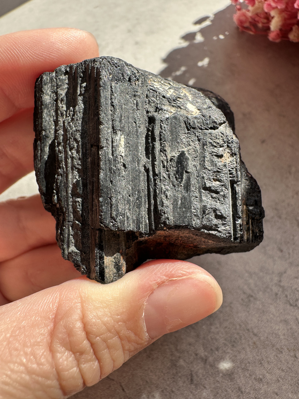 Шерл або чорний турмалін великий натуральний необроблений, 48*52*26 мм, вага 111 г, Бразилія, фото 1