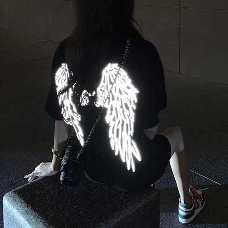 Жіноча оверсайз Футболка LOYS з рефлективним принтом Крила на спині Чорний, фото 1