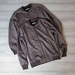 Стильний чоловічий замшевий бомбер у різних кольорах