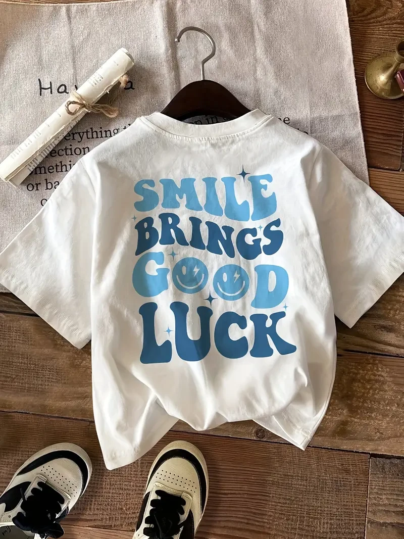 Жіноча Футболка LOYS з принтом Smile Brings good luck Білий, фото 1