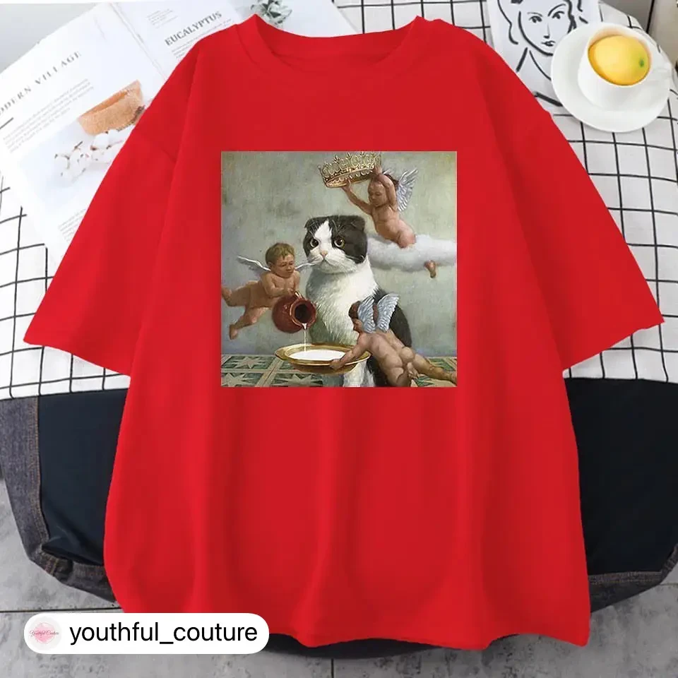 Жіноча стильна оверсайз Футболка LOYS з принтом Кіт та Ангели Червоний, фото 1