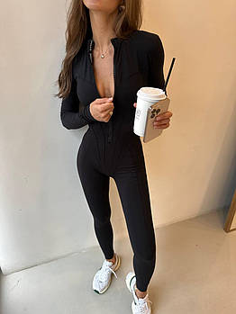 Комбінезон жіночий з мікродайвинга на молнії у чорному кольорі (Норма)