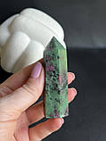 Рубін в цоїзиті натуральний обеліск кристал рубін камінь цоїзит олівець., фото 4