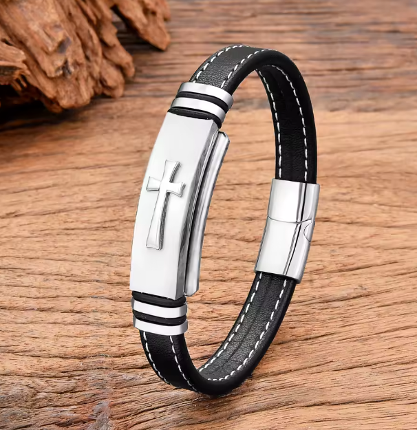 Чоловічий шкіряний браслет із плетінням і металевою вставкою «Крест» — стильний аксесуар