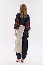 Жіночий в'язаний фартух "Подих" (90 см) бежевий, фото 3