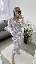 Теплий довгий халат на запах з капюшоном та кишенями принт серця Xmd07