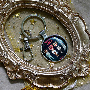 Брелок Американські боги / American Gods з новою богинею Медіа