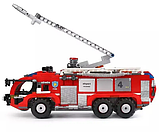 Конструктор машина з гідрантом "Пожежна вантажівка" 767 ел. рухомі елементи в коробці (XB-03028), фото 2
